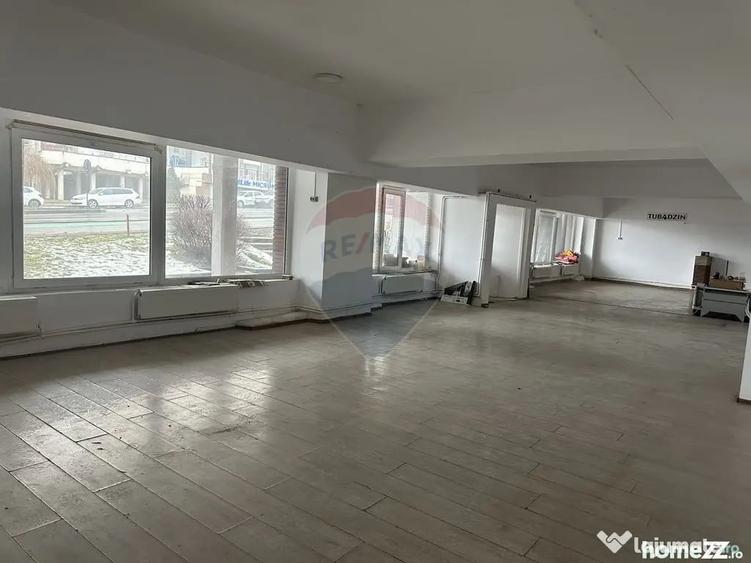Spațiu comercial, de 166 mp, în Calea Romanului