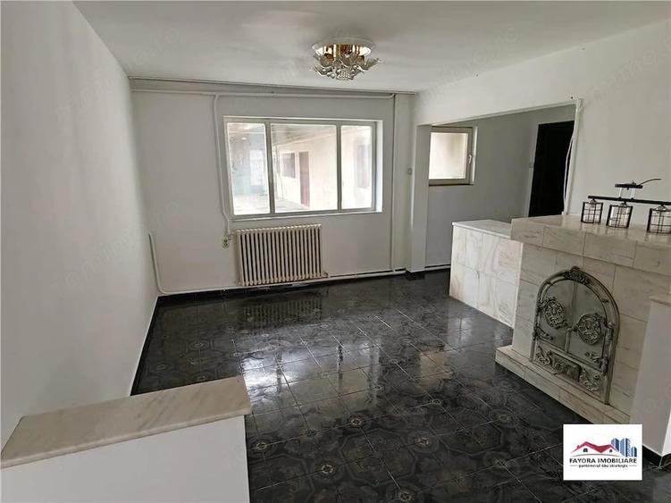Casă cu 3 camere cu Teren 800 Mp în Central