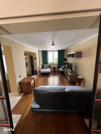 Apartament cu 3 camere decomandat în Iancului