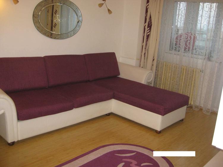 Apartament cu 3 camere semidecomandat în Brâncoveanu