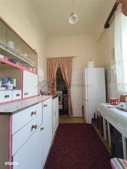 Casă cu 2 camere cu Teren 121 Mp în Central