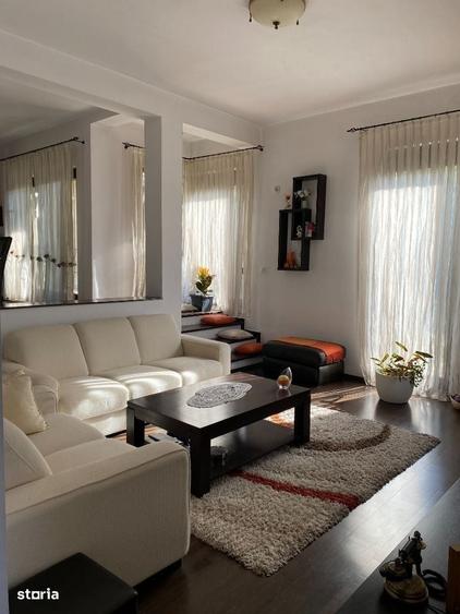 Casă cu 4 camere cu Teren 521 Mp în Bucium