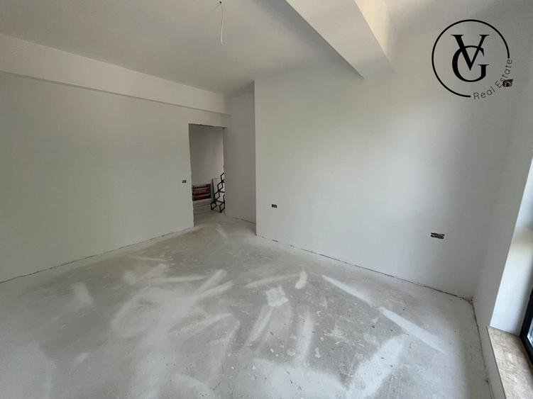 Casă individuală cu 4 camere cu Canalizare în Otopeni