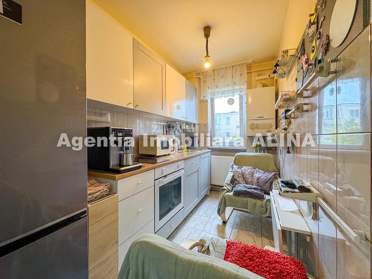 Apartament cu 2 camere semidecomandat în Central