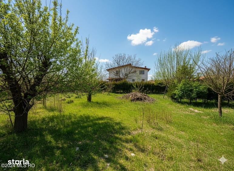 Casă cu 4 camere cu Garaj în Călugăreni