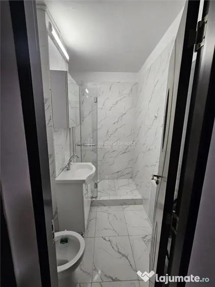 Apartament cu 2 camere decomandat în Exterior Vest