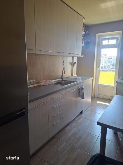 Apartament cu 3 camere decomandat în Ștrand