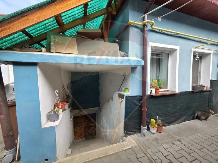 Casă cu 3 camere cu Teren 197 Mp în Central