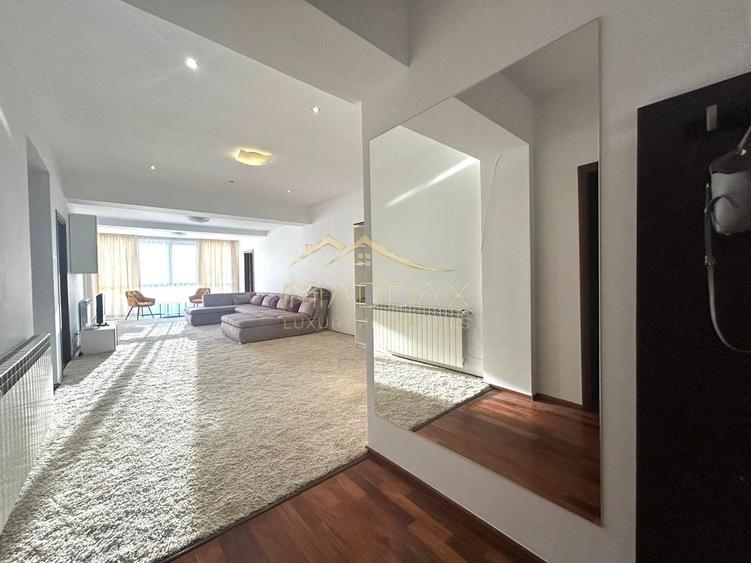 Apartament cu 3 camere decomandat, mobilat în Herăstrău
