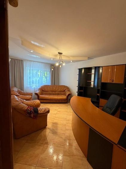 Apartament cu 2 camere decomandat în Exterior Vest