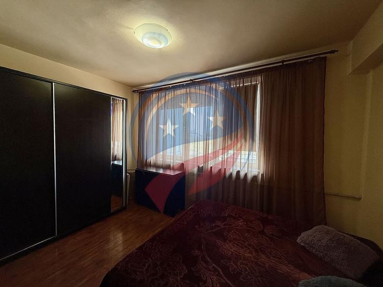 Apartament cu 2 camere semidecomandat, mobilat în Ultracentral