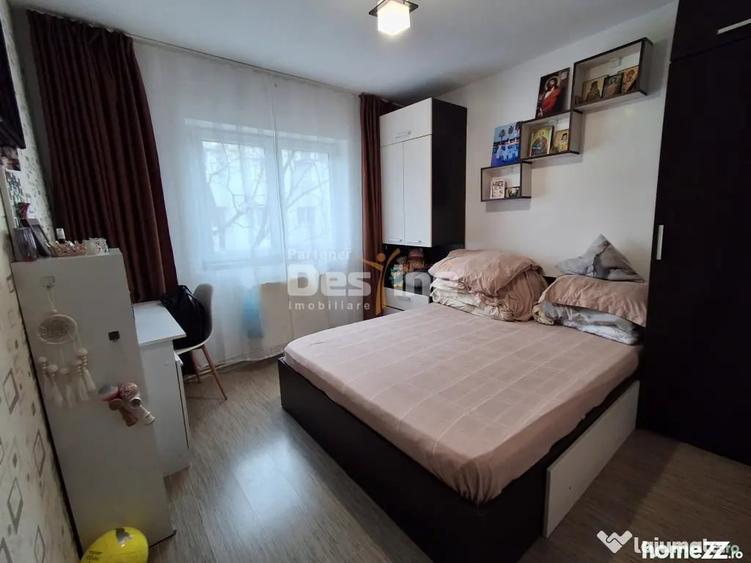 Apartament cu 2 camere decomandat în Dacia