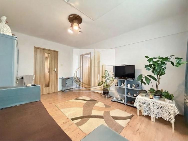 Apartament cu 2 camere nedecomandat, mobilat în Brâncoveanu