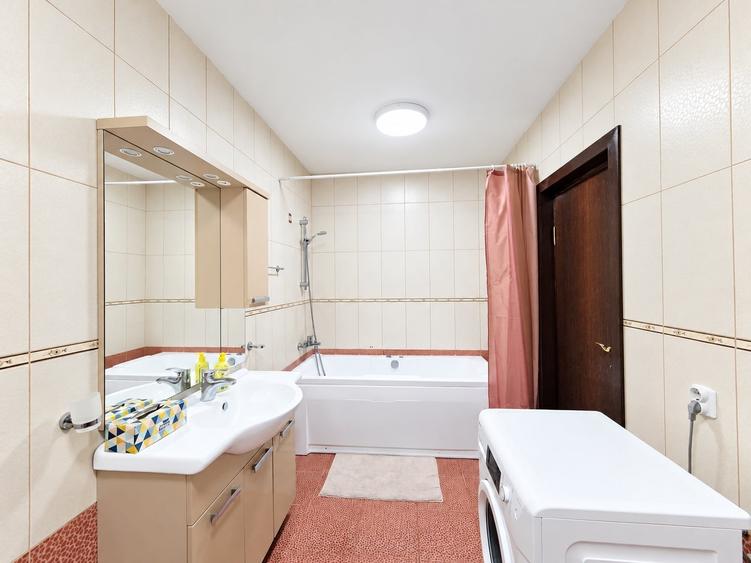 Apartament cu 2 camere decomandat în Faleză