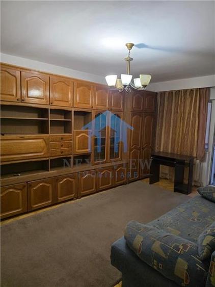 Apartament cu 2 camere decomandat în Între Lacuri