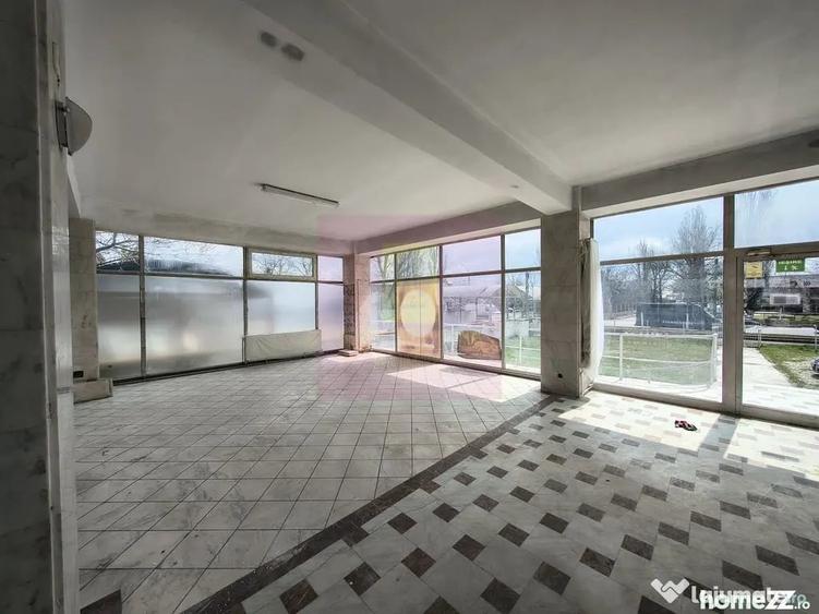 Spațiu comercial, de 238 mp, în Alexandriei