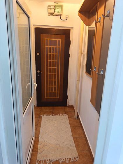 Apartament cu 2 camere semidecomandat în Popoveni