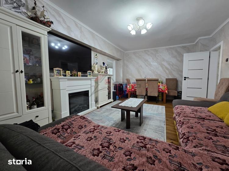 Apartament cu 4 camere decomandat în Ciurea