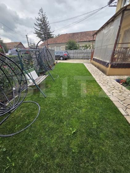 Casă cu 4 camere cu Canalizare în Florești