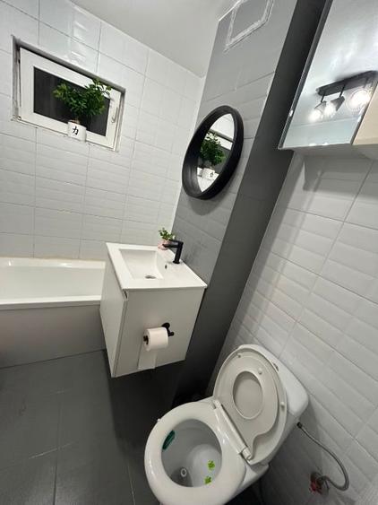 Apartament cu 3 camere, mobilat în Km 4-5