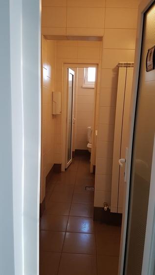 Spațiu comercial, de 241 mp, în Central