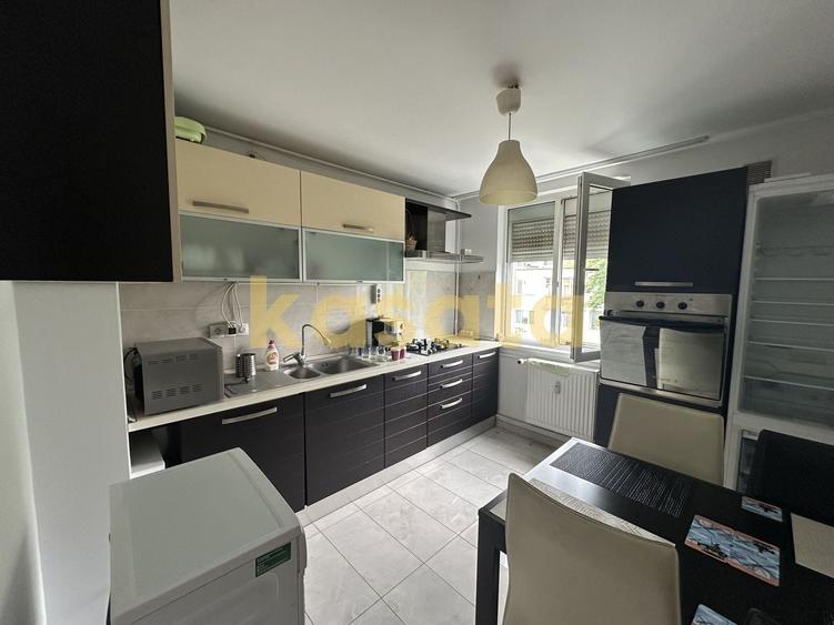 Apartament cu 2 camere decomandat, mobilat în Valea Oltului