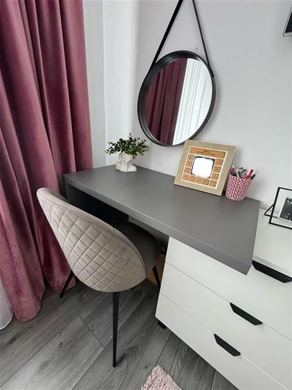 Apartament cu 3 camere decomandat, mobilat în Vasile Aaron