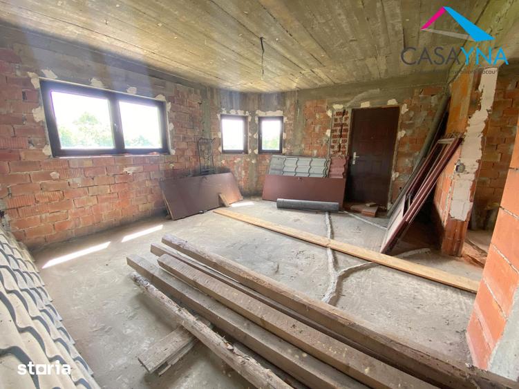 Casă cu 5 camere cu Teren 900 Mp în Prăjești