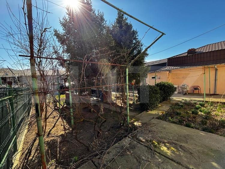 Casă S+P+M, 163 mpu, teren 372 mp,  zona Bariera Valcii-Toamnei - 12