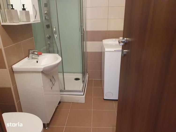Apartament cu 2 camere decomandat în Valea Aurie