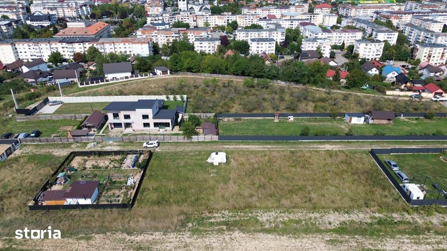 Teren de 450 mp, în Central
