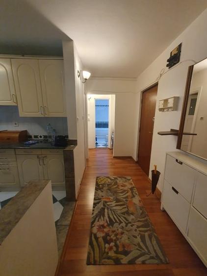 Apartament cu 2 camere decomandat în Aviației