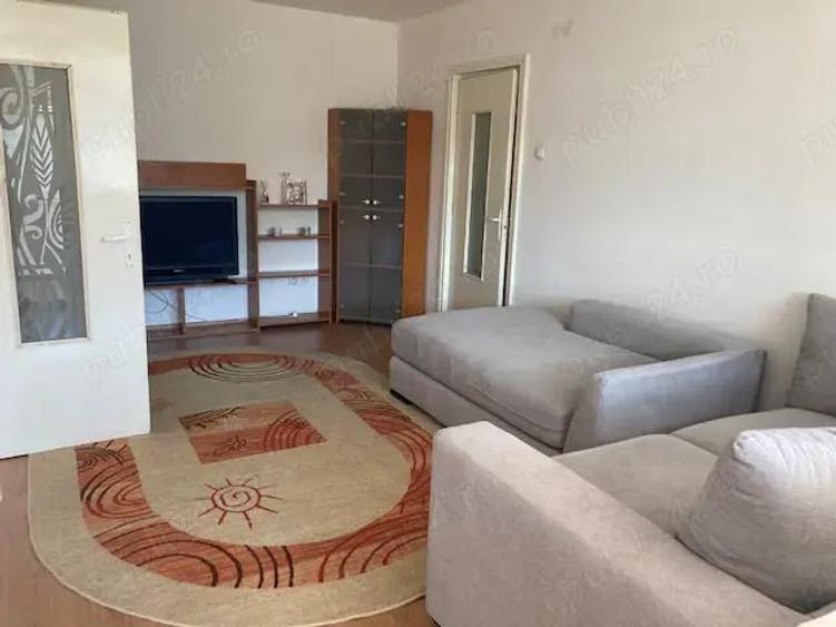 Apartament cu 2 camere semidecomandat în Pajura