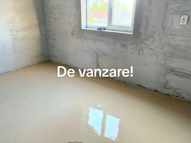 Casă cu 2 camere decomandat cu Teren 131 Mp în Petin