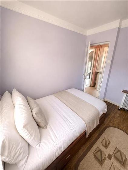 Apartament cu 2 camere semidecomandat în Florilor