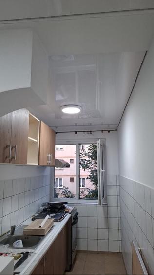 Apartament cu 3 camere nedecomandat în Central