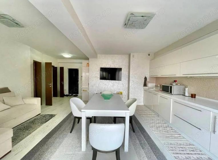 Apartament cu 2 camere decomandat în Ghiroda