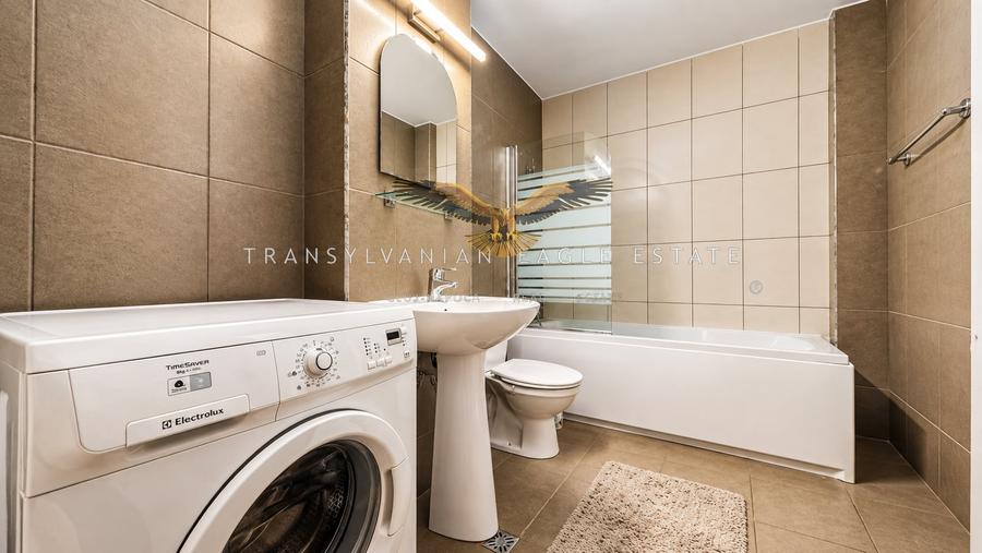 Apartament cu 2 camere decomandat, mobilat în Central