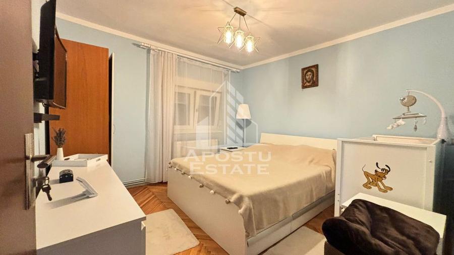 Apartament cu 3 camere decomandat în Soarelui