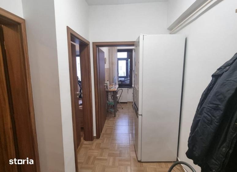 Garsonieră decomandată în Bucium