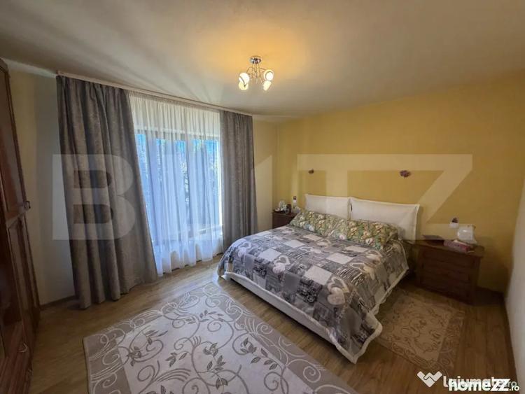 Casă cu 5 camere cu Teren 800 Mp în Surduc