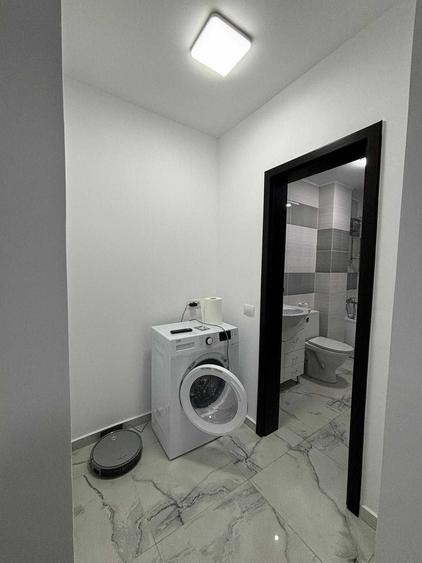 Garsonieră decomandată, mobilată în Valea Lupului