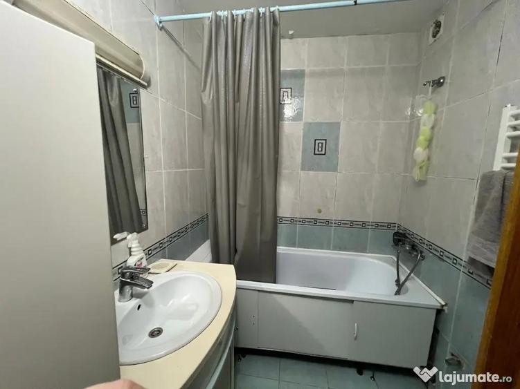 Apartament de inchiriat in zona 1 Mai - 4