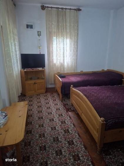 Casă cu 4 camere în Moara