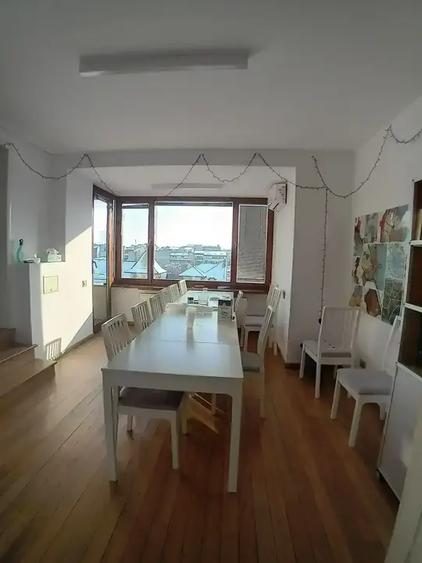Apartament cu 6 camere decomandat în Dorobanți