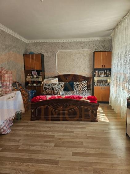 Casă individuală cu 3 camere cu Canalizare în Brătianu