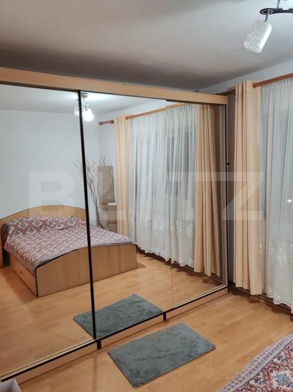 Apartament cu 3 camere semidecomandat, mobilat în Vatra Dornei