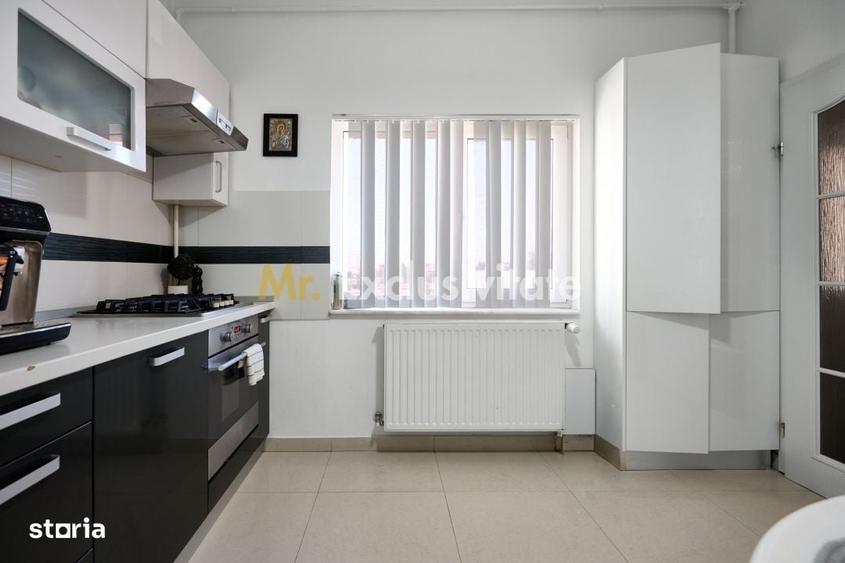 Apartament cu 4 camere în Eremia