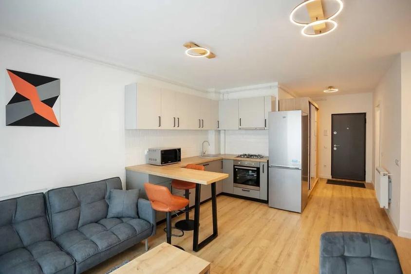 Apartament cu 2 camere semidecomandat, mobilat în Florești — fotografia 2