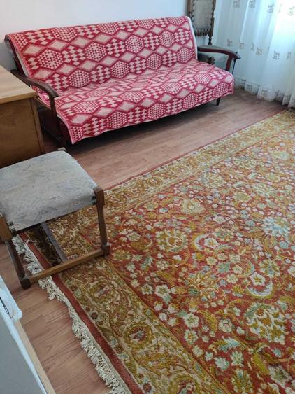 Apartament cu 3 camere decomandat în 1 Mai